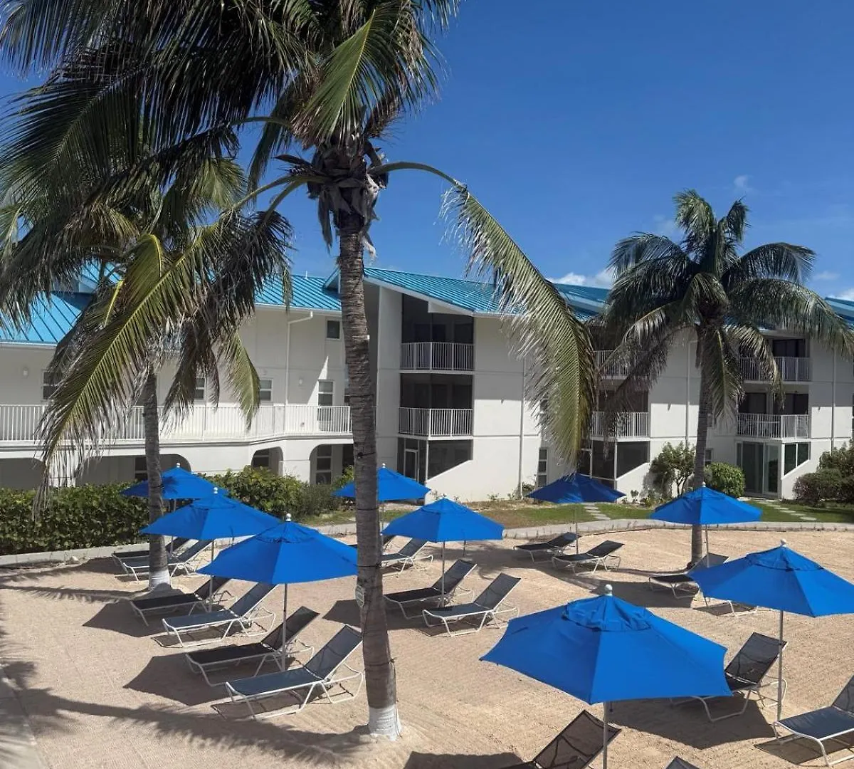 Cayman Reef Resort 7-Mile Beach 乔治城 公寓